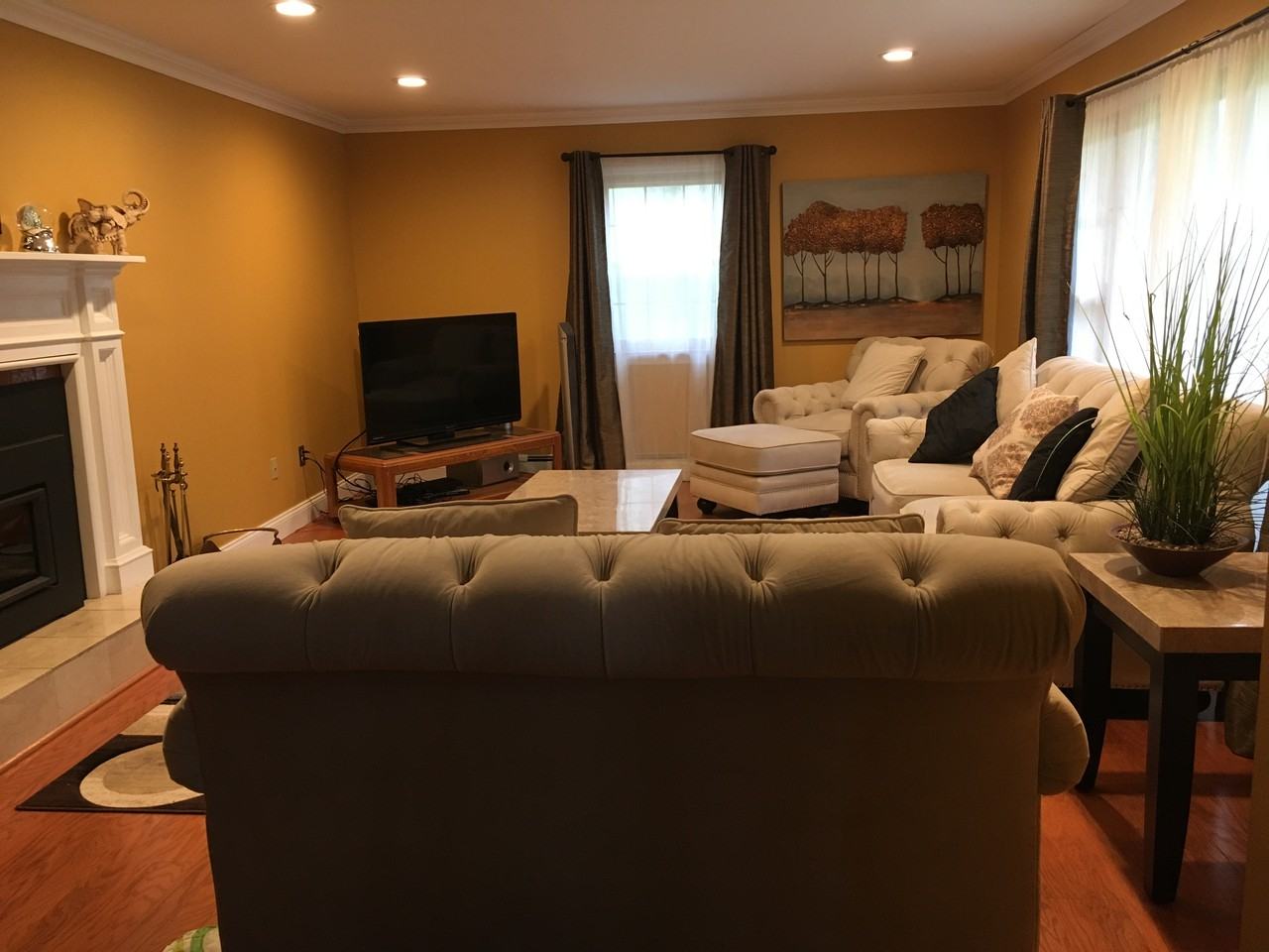 122 Deforest Road - Photo 3 of 11
