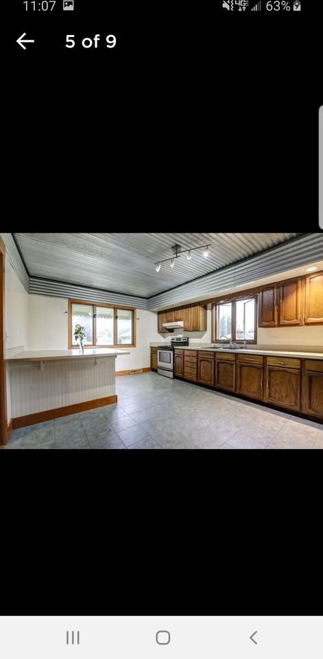 100 Main St - Photo 3 of 6