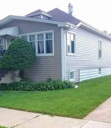 906 N 12th Ave - Photo 2 of 30
