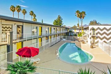 1811 E Blacklidge Dr 31 Tucson Az 85719 1 Bedroom Apartment For