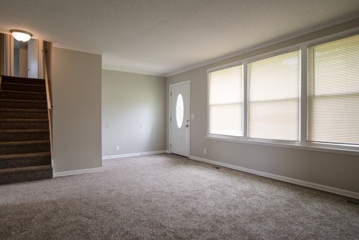 301 Copeland Rd - Photo 3 of 14