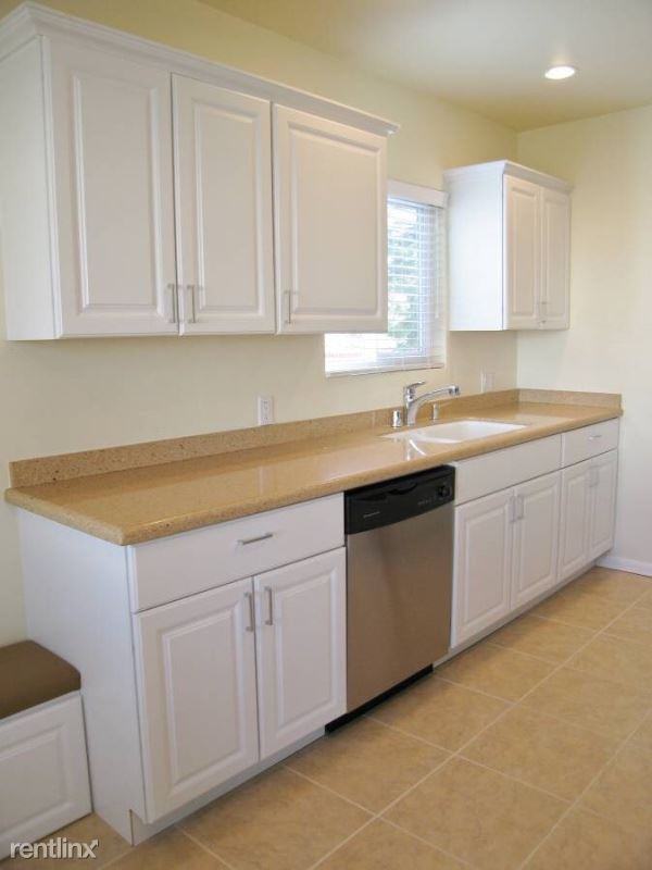 117 S Ivy Ave - Photo 2 of 2