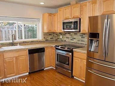 1636 Town Club Dr - Photo 2 of 13