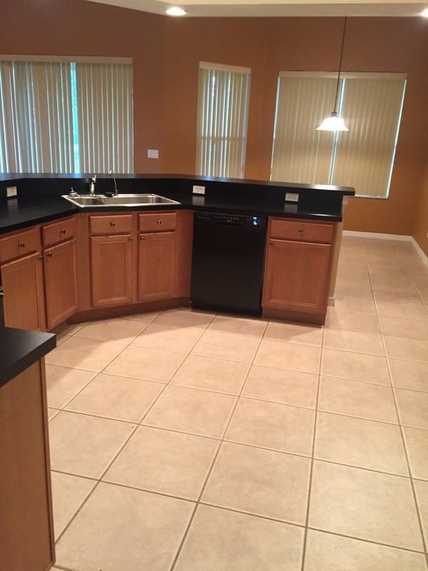 1425 Richmond Grand Ave - Photo 2 of 16