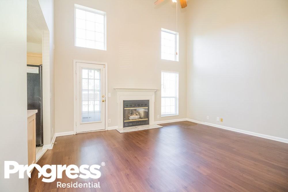 3748 Seasons Dr - Photo 2 of 16