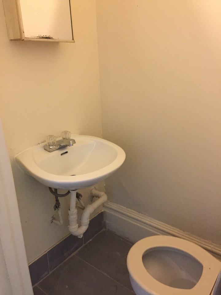 271 Dundas Street East - Photo 8