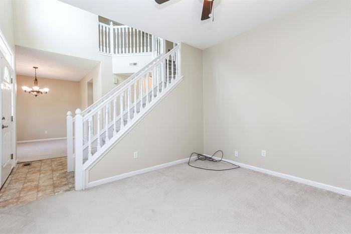 1020 Deer Field Dr - Photo 2 of 15