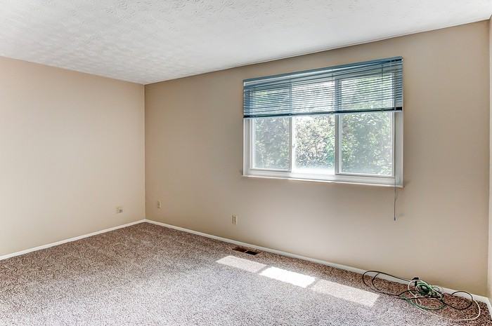 2169 Smoky View Blvd - Photo 2 of 11