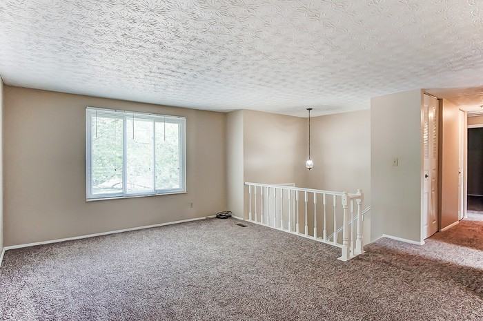 2169 Smoky View Blvd - Photo 3 of 11