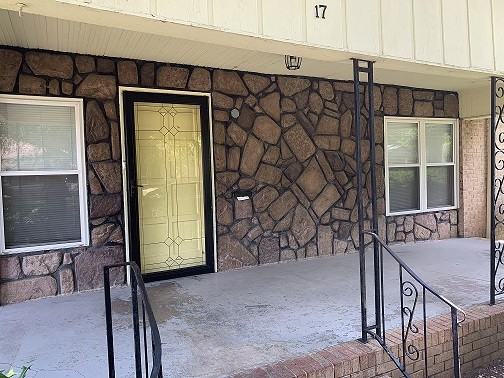 17 3rd Avenue Southwest - Photo 3 of 6