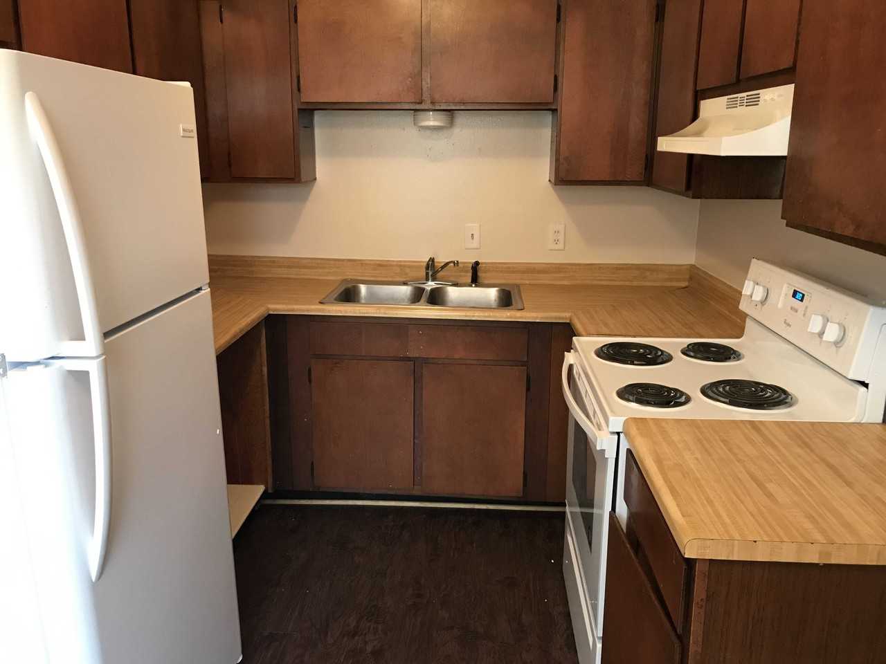 501 Reed St - Photo 2 of 7