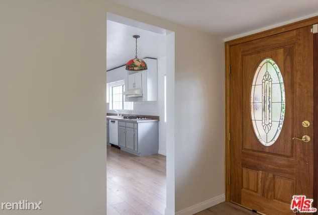 3824 Perham Dr - Photo 2 of 46