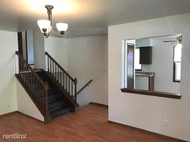 9075 S Chicago Ct - Photo 2 of 13