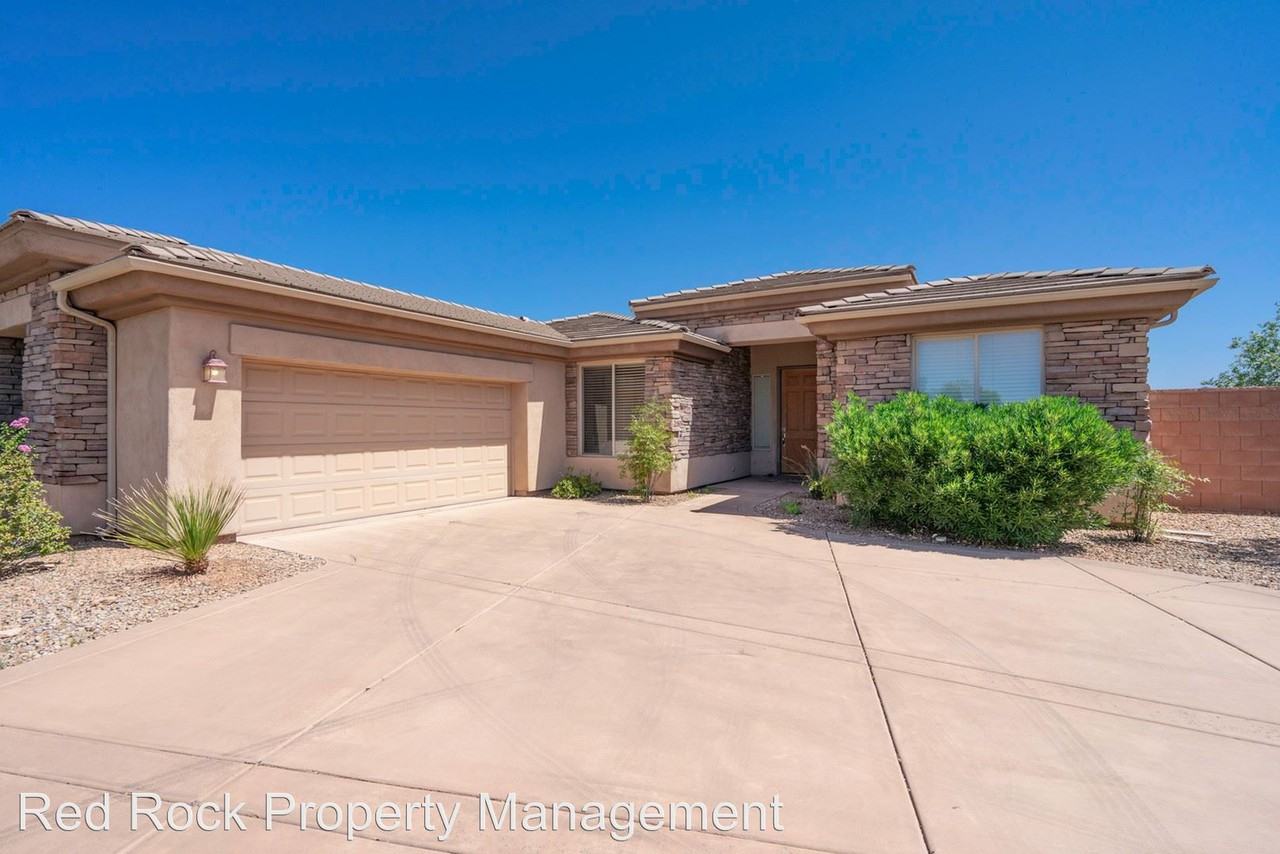 2078 N Canyon Greens Cr. - Photo 3 of 50