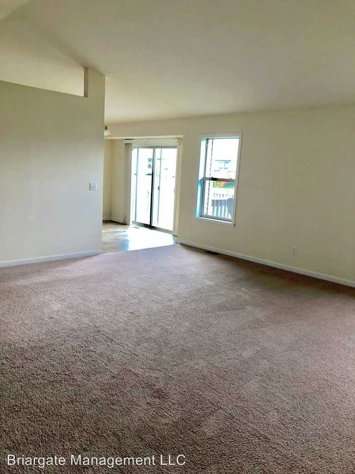 1953 Burnett Dr - Photo 3 of 6