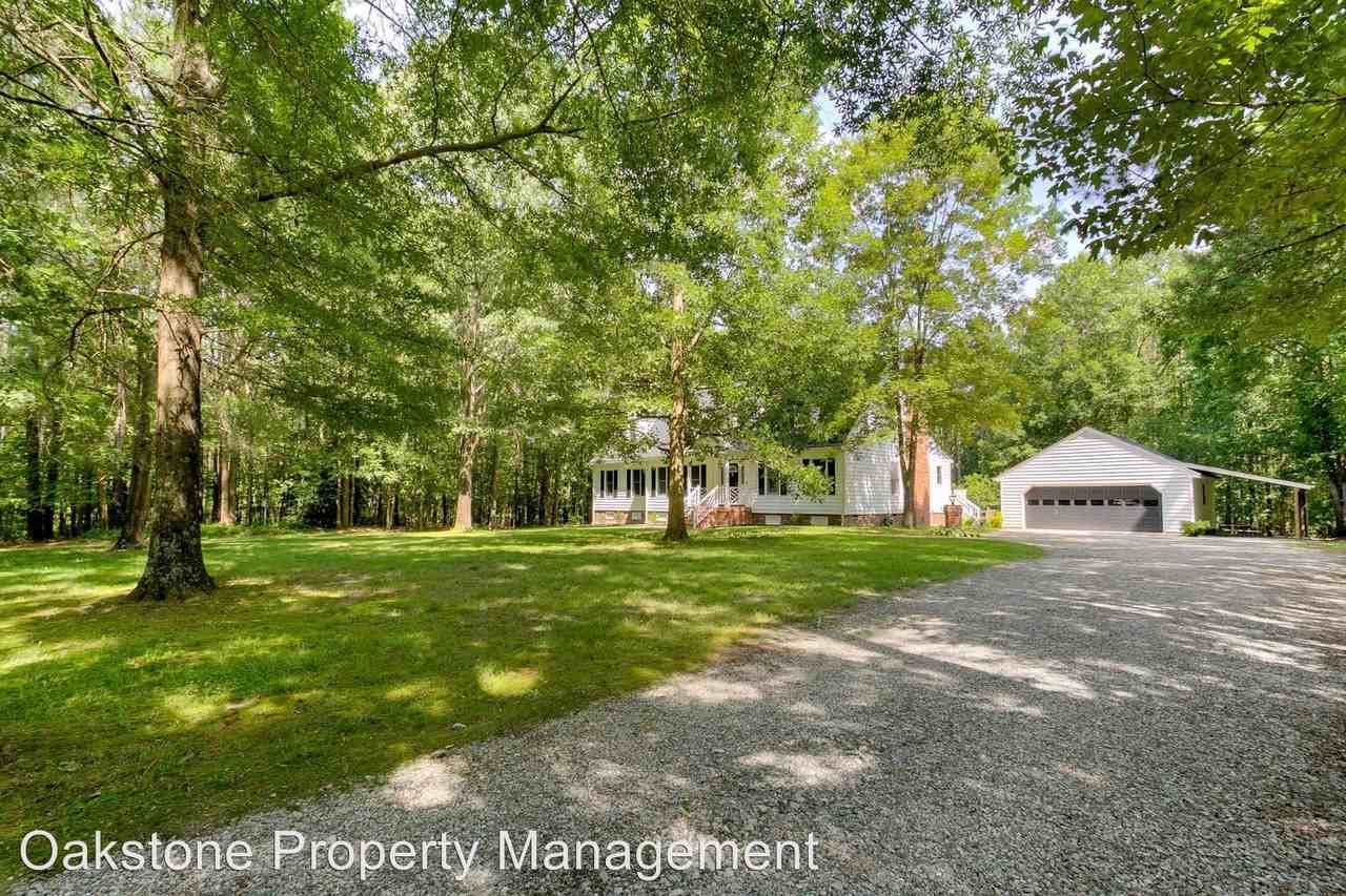 9211 Cattail Rd - Photo 3 of 37