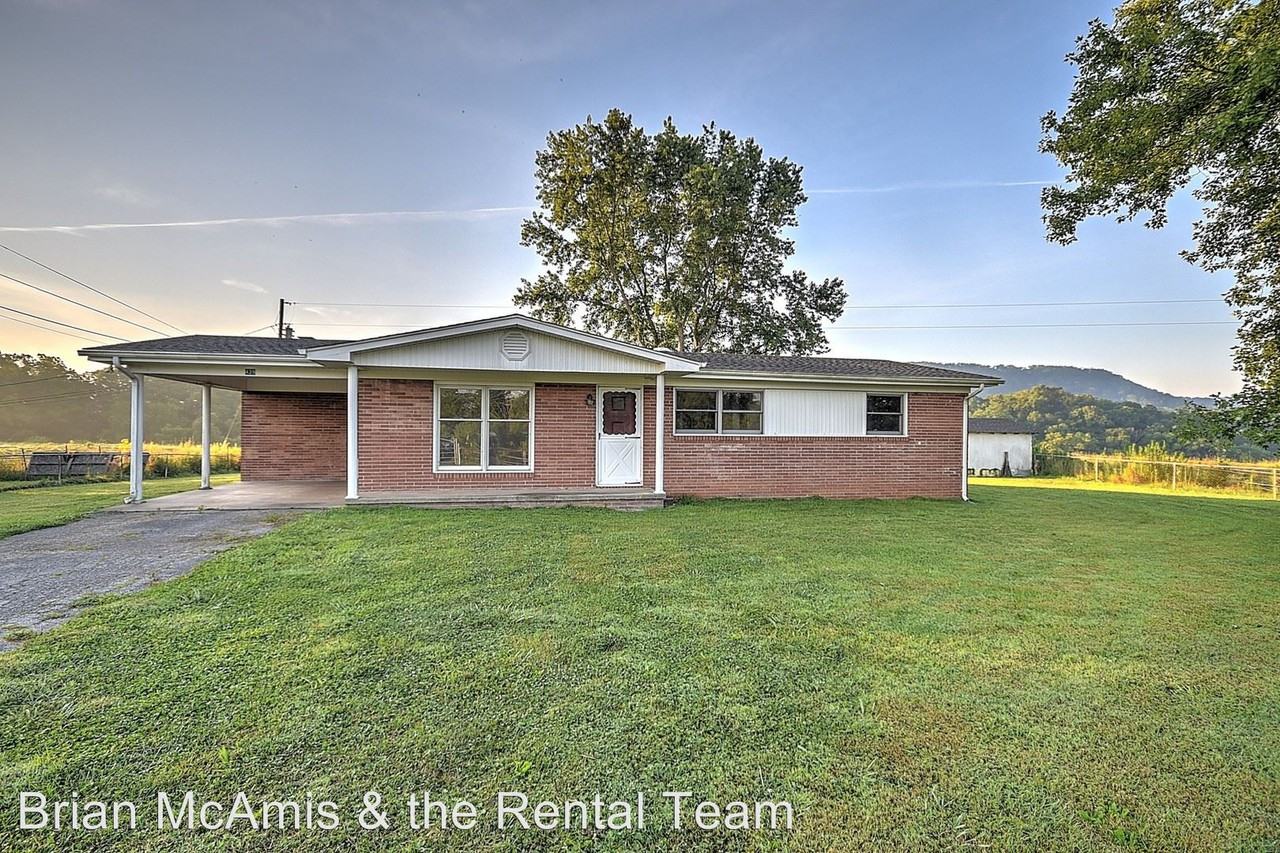 439 Christian Bend Rd - Photo 2 of 26