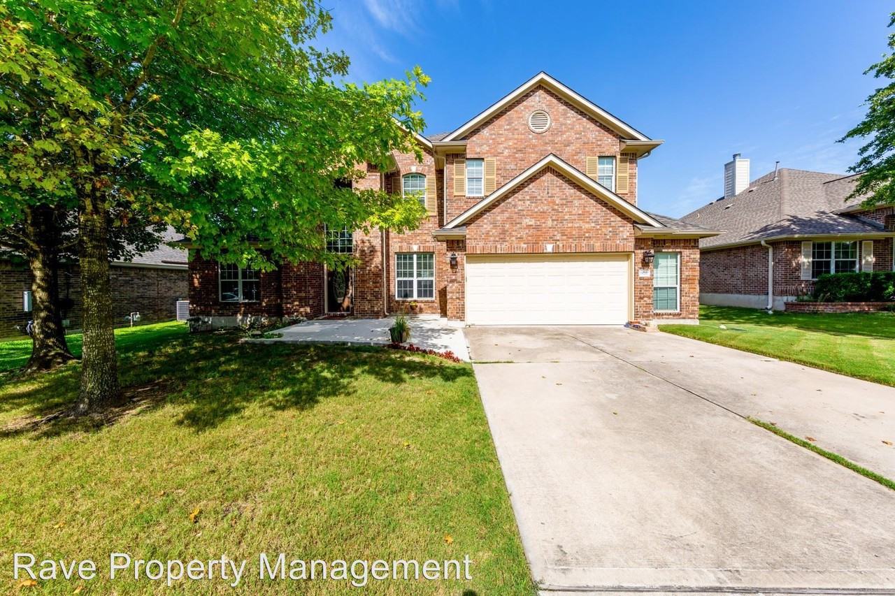 19700 Diablo Dr - Photo 2 of 45