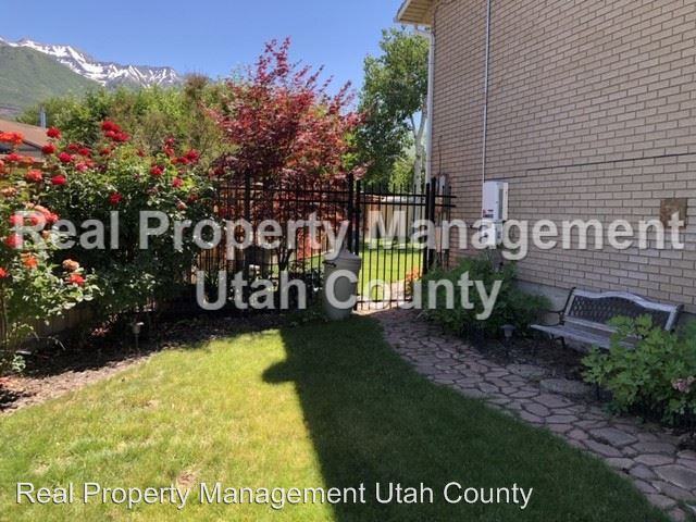 1980 Ribbonwood Dr W - Photo 2 of 8