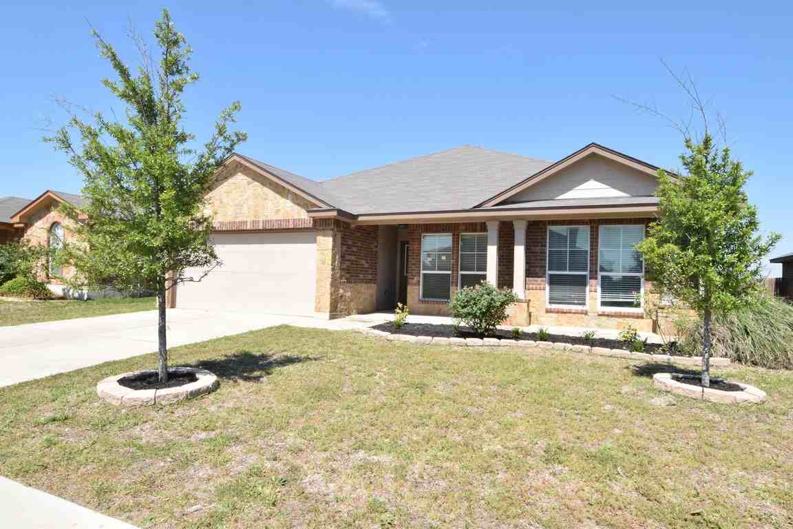 4911 Bridgewood Dr - Photo 5 of 22