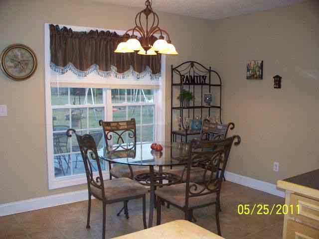 40 Wheatfield Dr - Photo 3 of 12