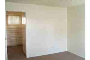 Regency Palms - Photo 2 of 13