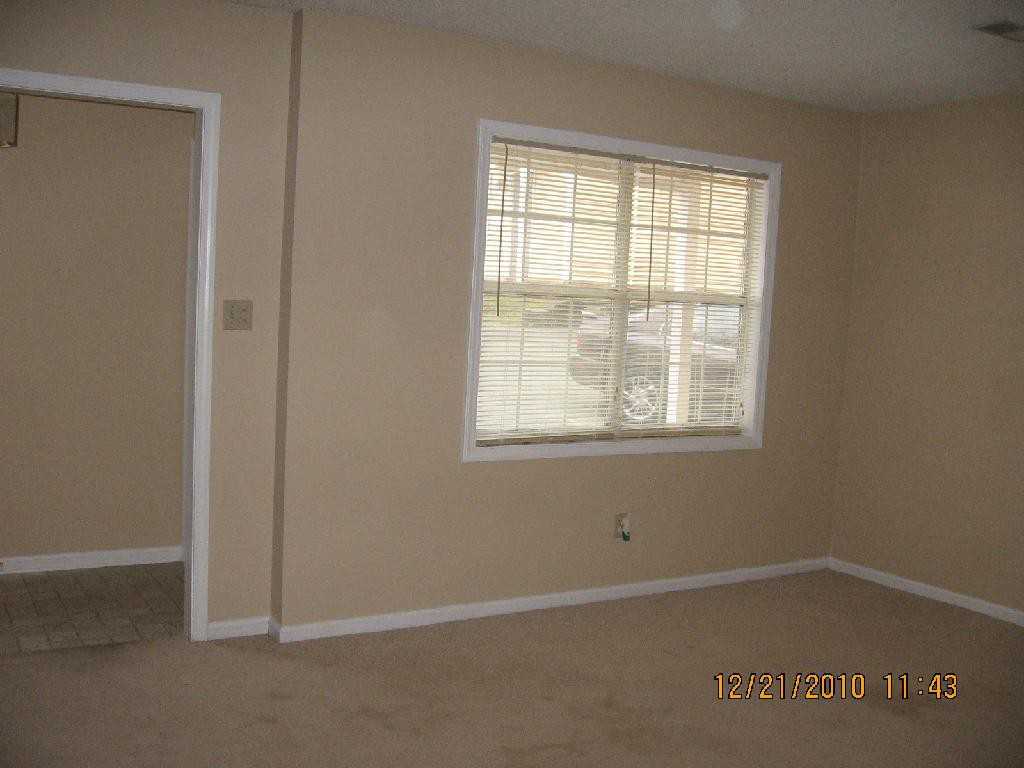 255 N 3Rd St - Photo 2 of 5