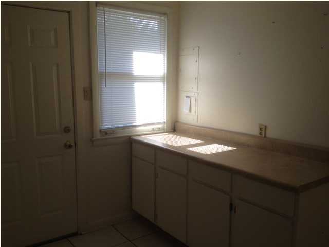 1255 Garland St - Photo 3 of 11