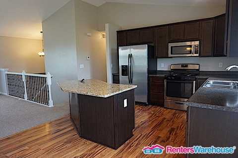 6454 Mason Ave NE - Photo 3 of 20