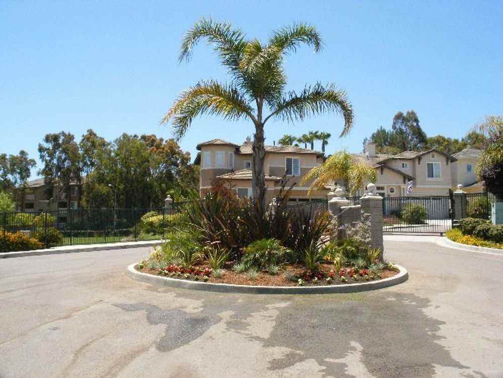 3408 Duchess Ln - Photo 2 of 5