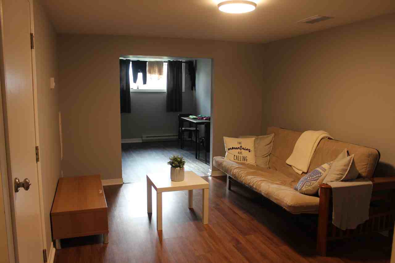604 Macdonnell Street #2 - Photo 3 of 11