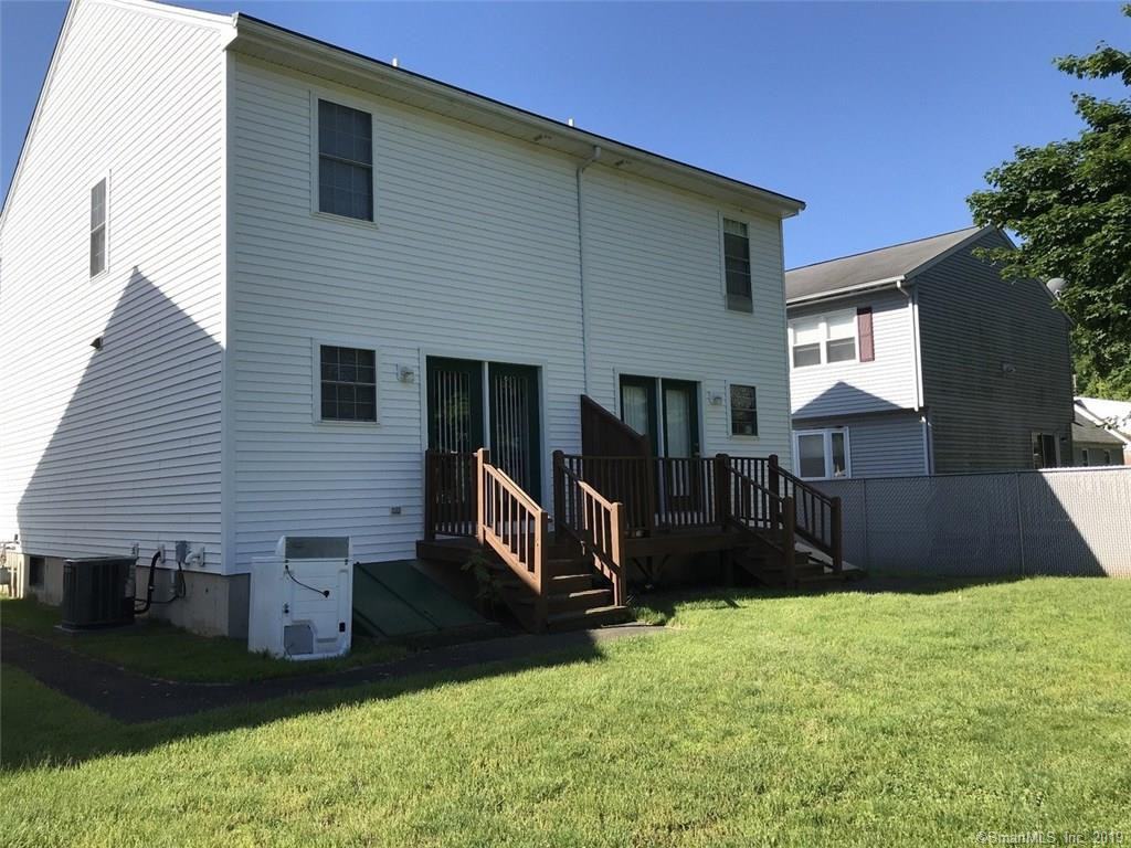 17 Mettler St - Photo 2 of 12