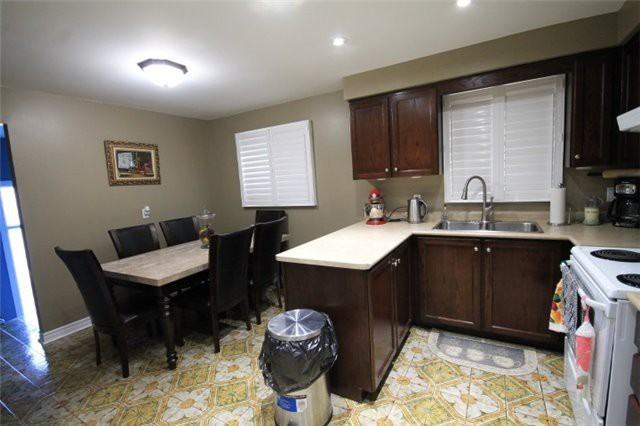 277 Royal Salisbury Way - Photo 6 of 17