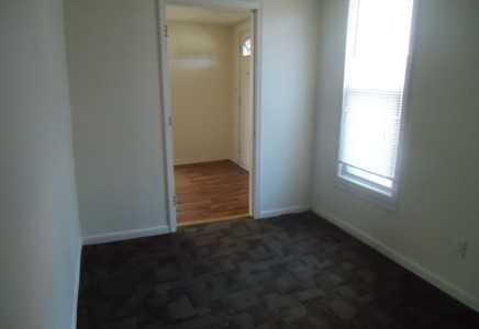 616 High Street #3 - Photo 3 of 5