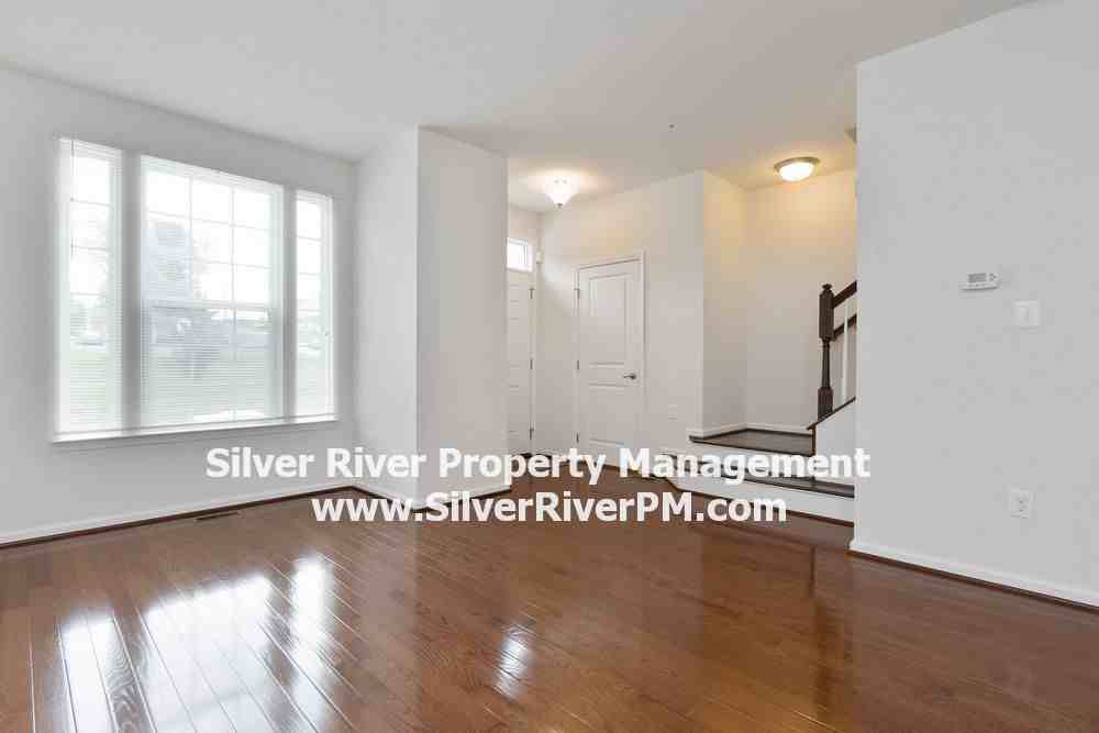 7296 Dorchester Woods Lane - Photo 3 of 22