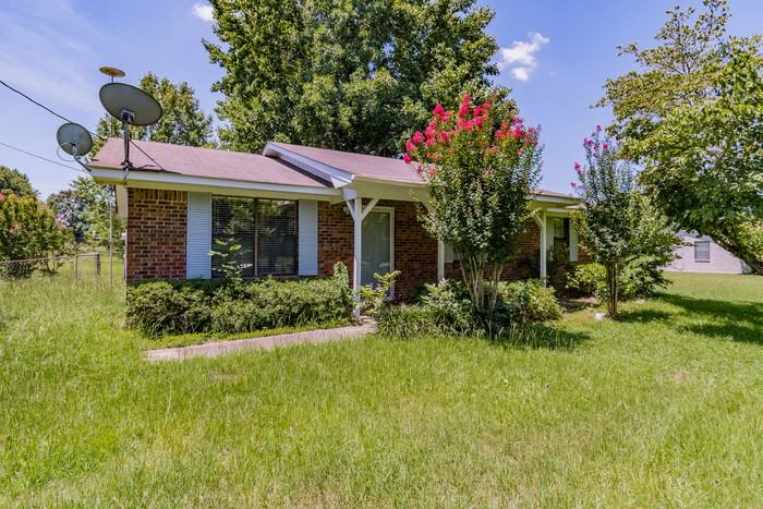 723 County Rd 40 - Photo 2 of 28