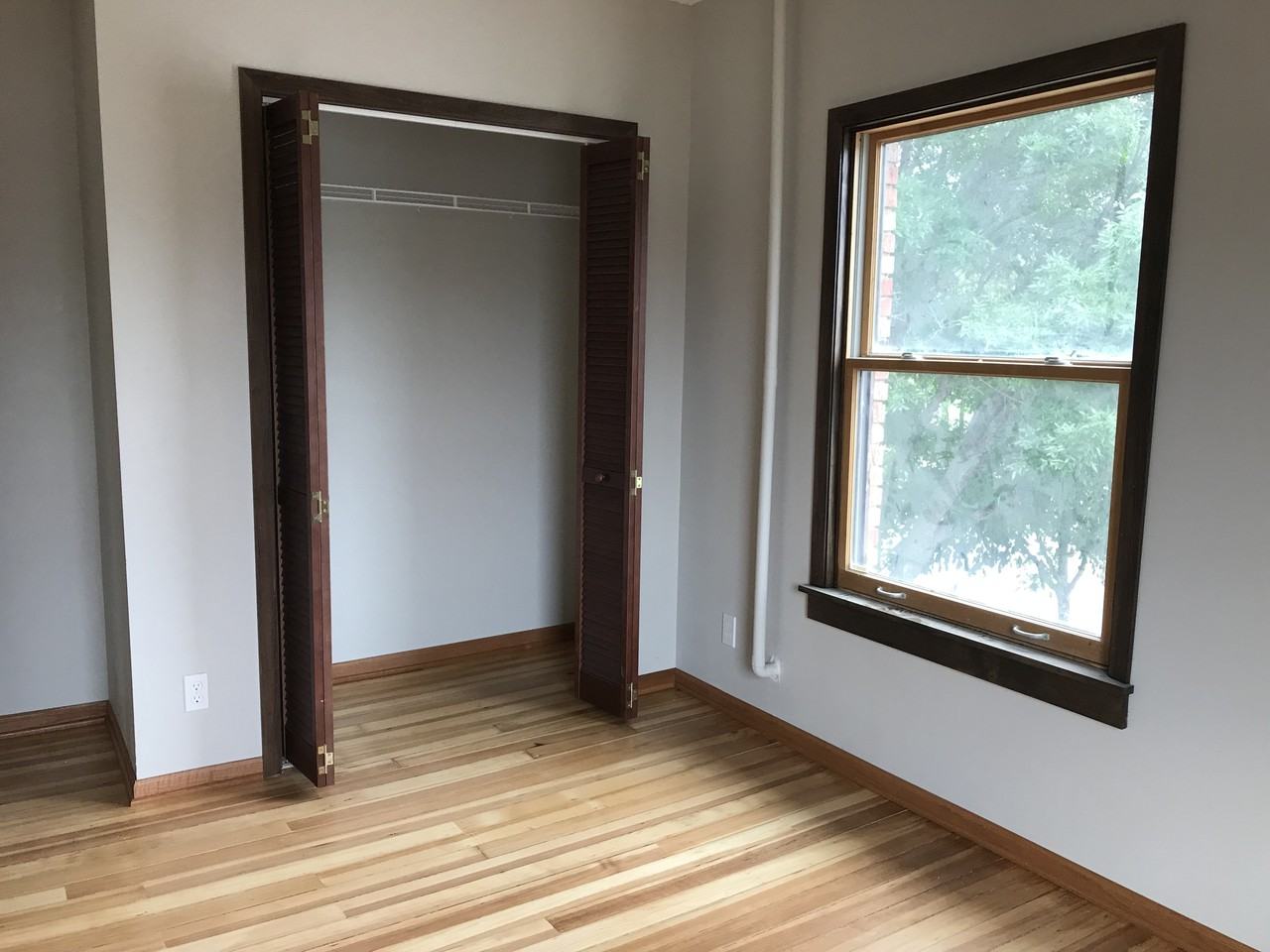 537 Main Street #201 - Photo 3 of 9