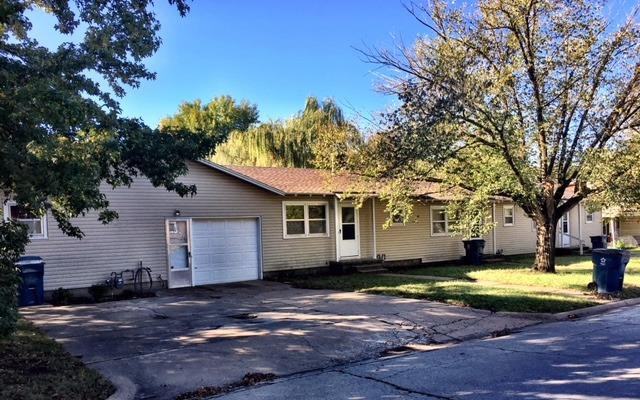 2005 West 6th - Photo 2 of 5