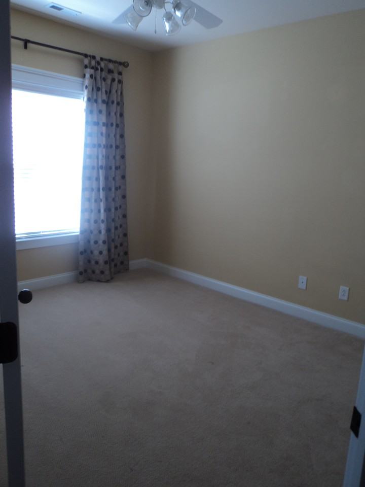 133 Church St - Photo 2 of 10