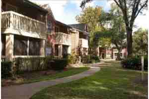 The Enclave at Lake Underhill - Photo 3 of 54