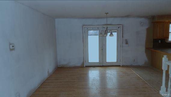 1371 Lee Street - Photo 3 of 6