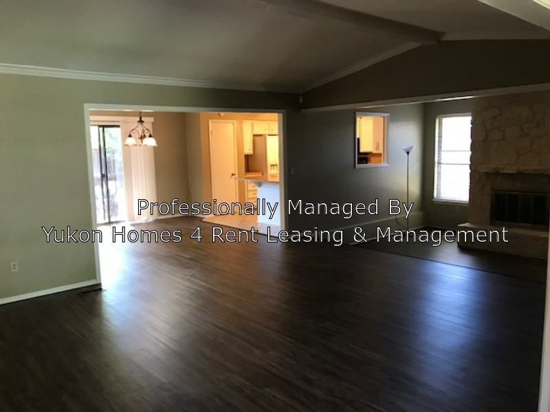 11808 Century Dr - Photo 2 of 20
