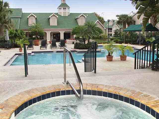 Advenir at Broadwater Apartments - Photo 2 of 13