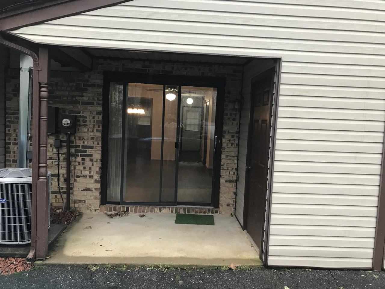181 Fox Run Rd - Photo 3 of 24