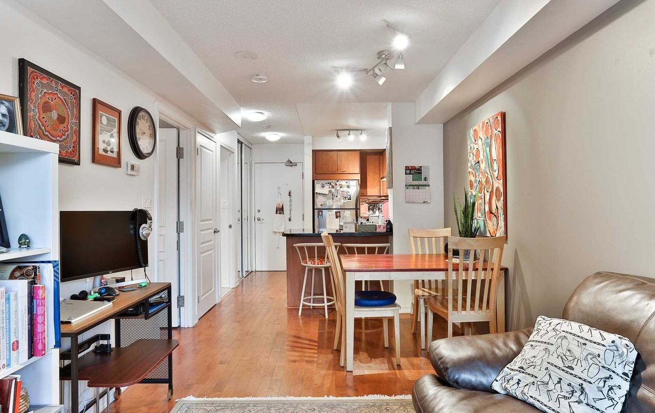 308 Palmerston Avenue #21