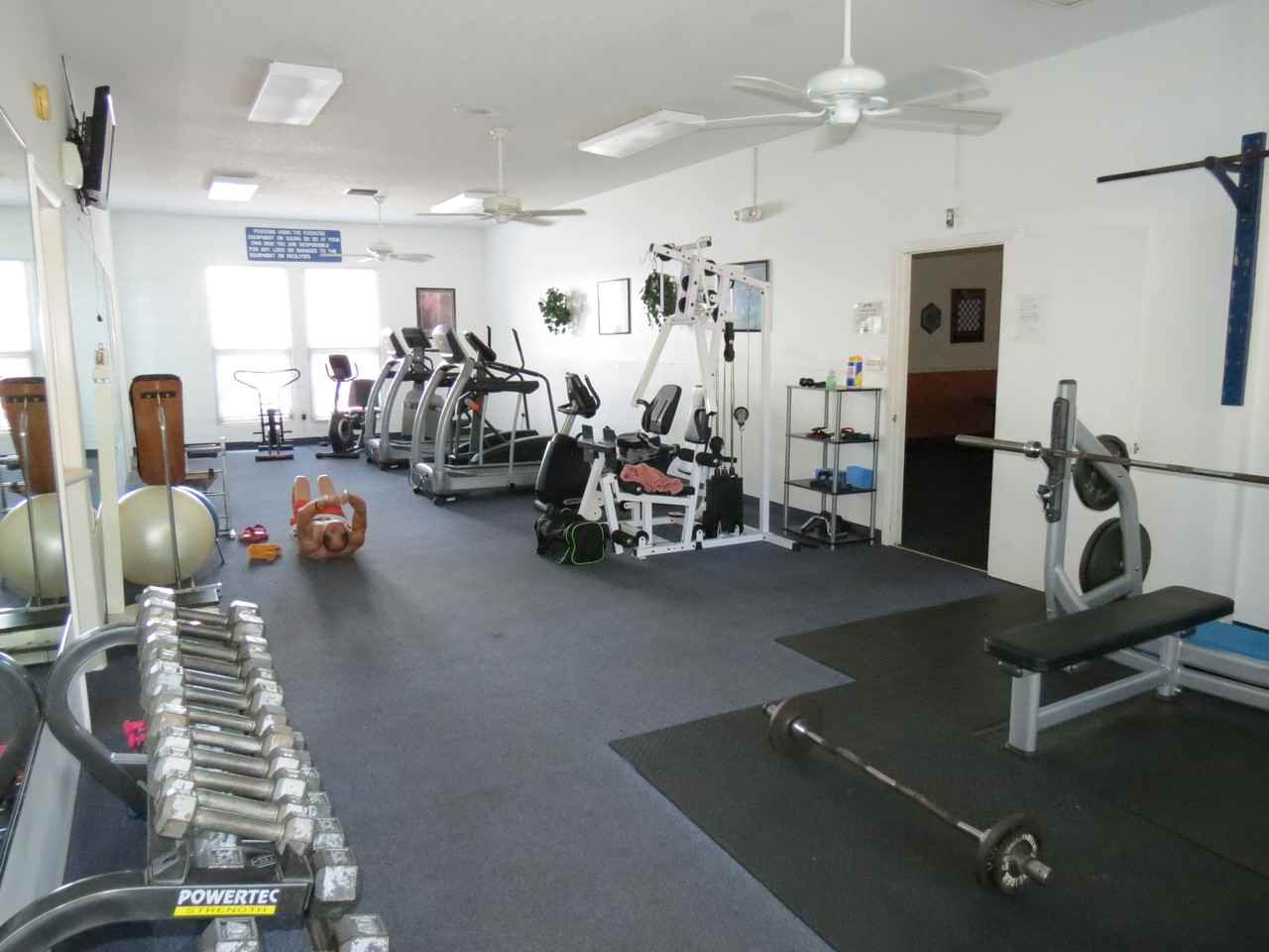 910 Winter Green Boulevard - Photo 2 of 20