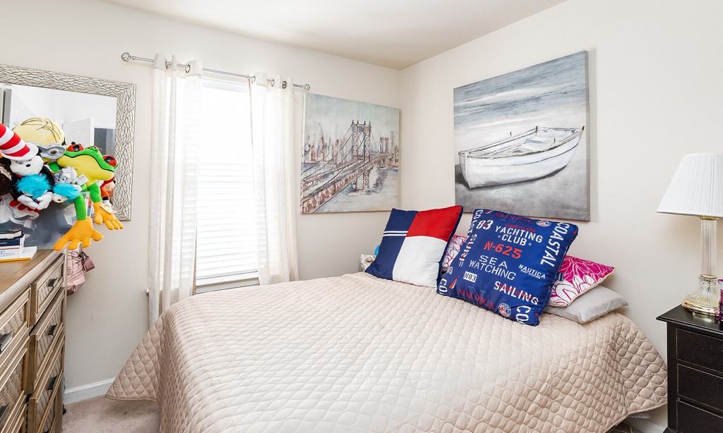 107 Gristmill Court - Photo 2 of 10