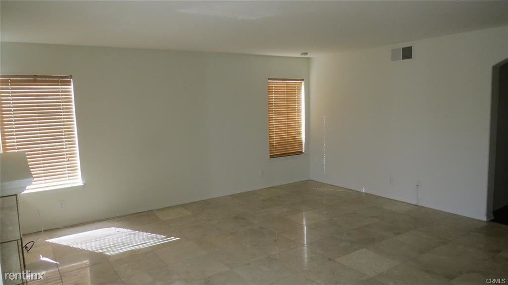 12 Seabridge Rd - Photo 2 of 10