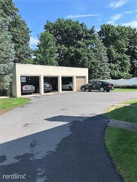 114 Crosby St - Photo 3 of 9