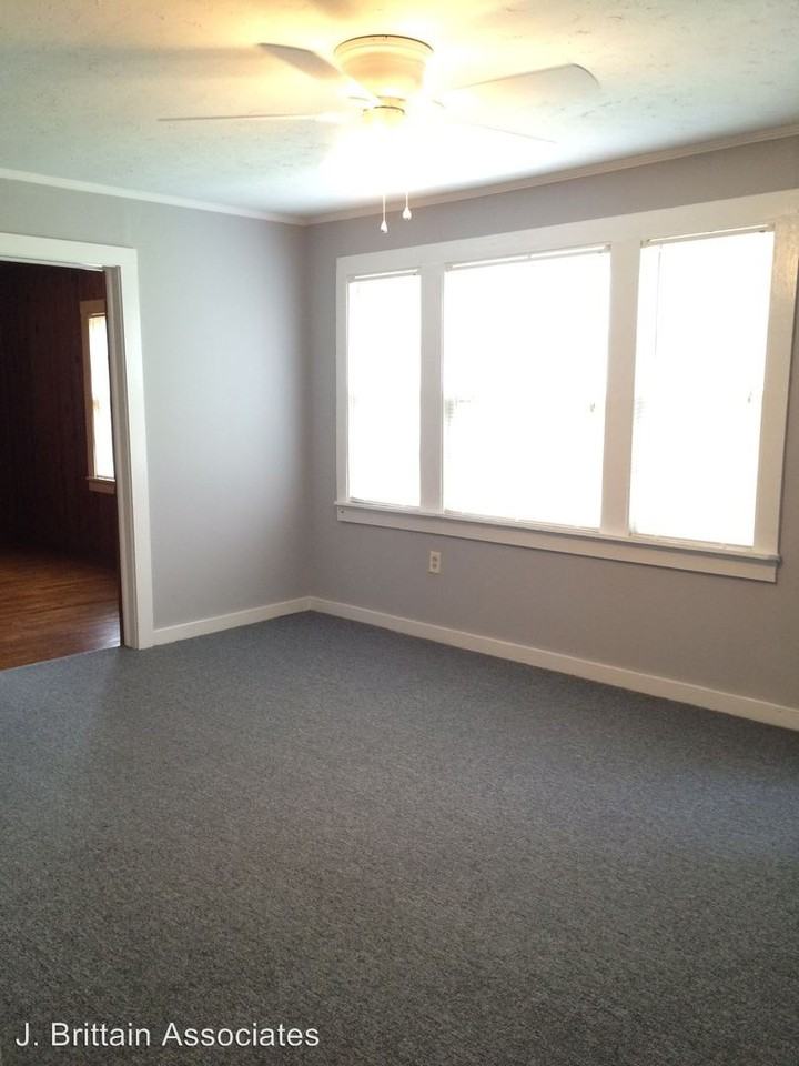 735 Beck Rd - Photo 2 of 11